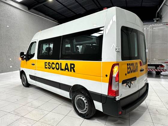 RENAULT MASTER 2.3 DCI DIESEL GRAND FURGÃO L2H2 3P MANUAL RENAULT MASTER 2.3 DCI DIESEL GRAND FURGÃO L2H2 3P MANUAL